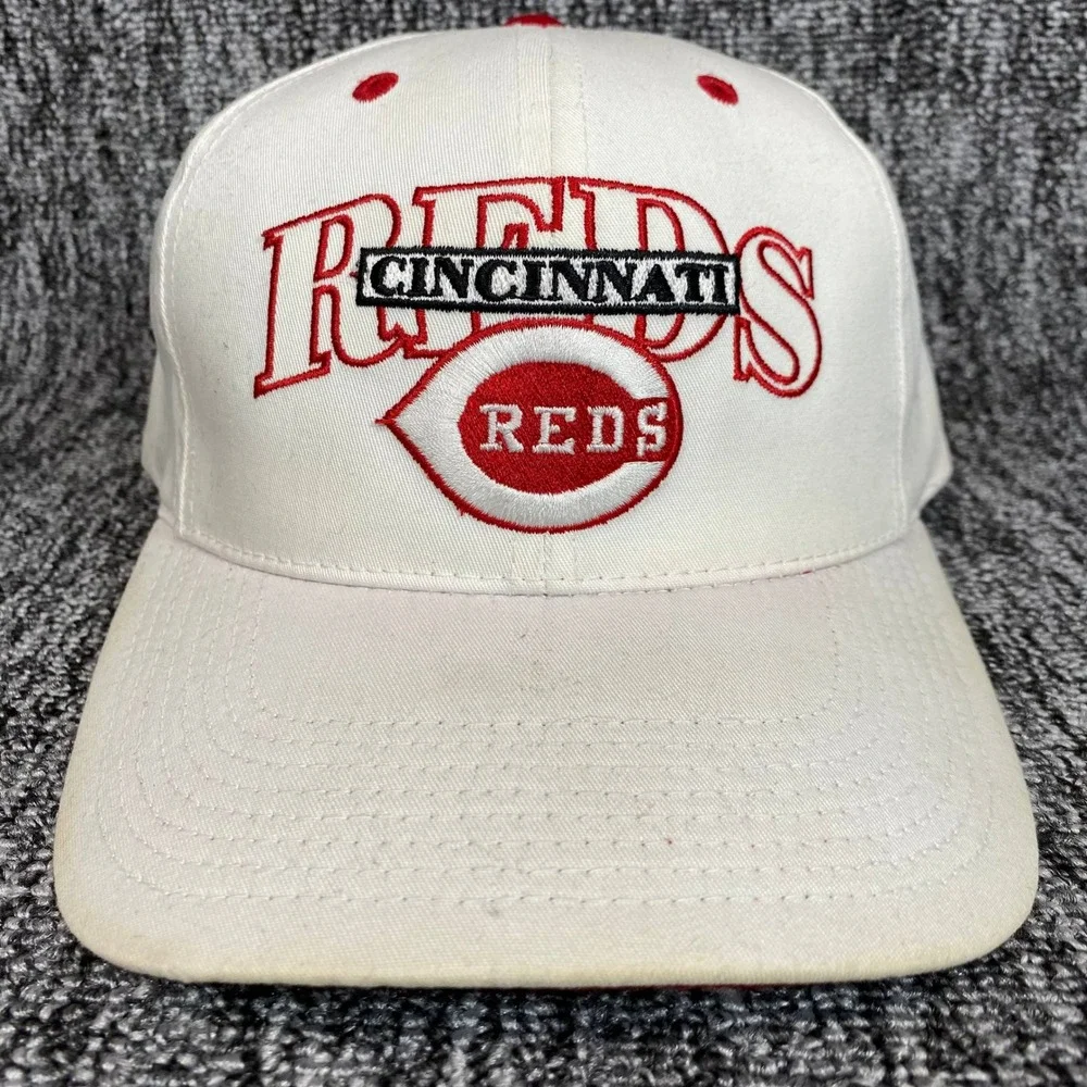 Vintage Cincinnati Reds Hat OC Outdoor Cap Snapback White MLB Genuine Red Logo